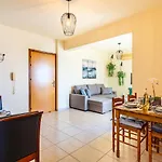 Blue Time 2-bedroom In Ларнака